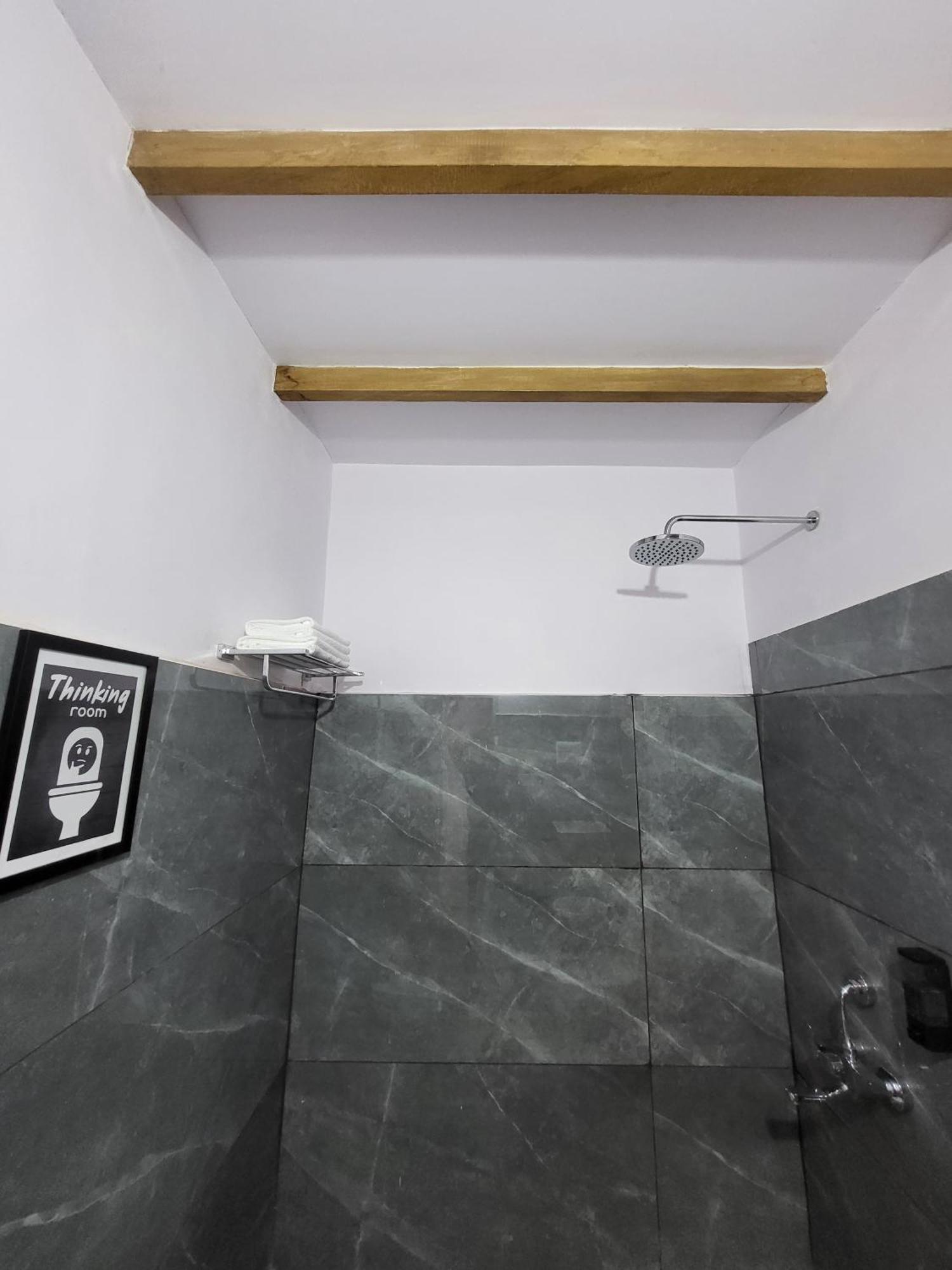 Rainbow Resorts Solan Quarto foto